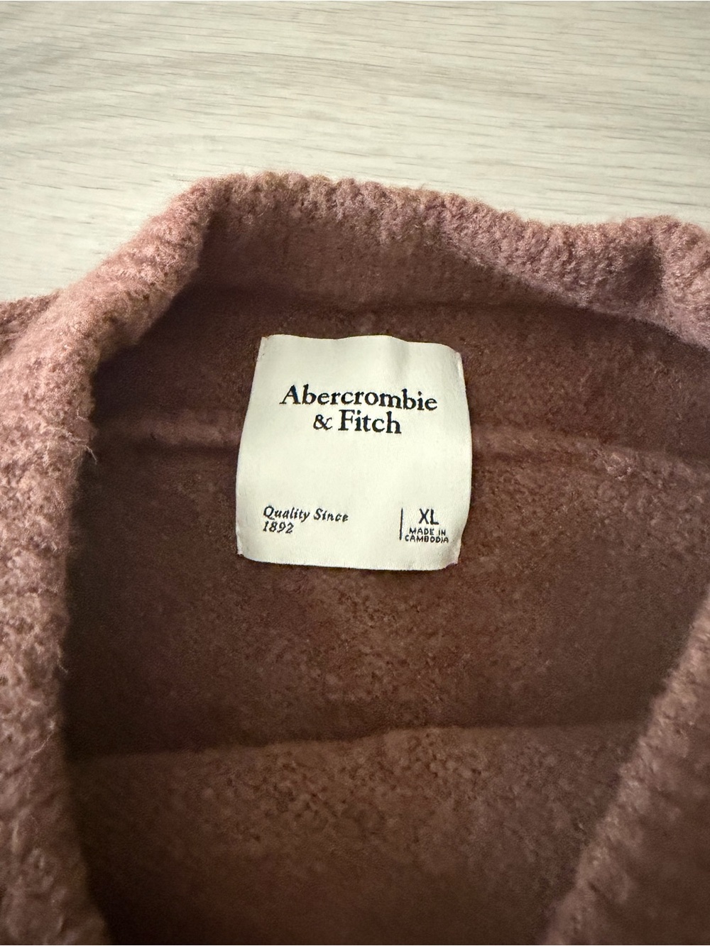 Abercrombie and Fitch Horse Sweater - Picture 4 of 4